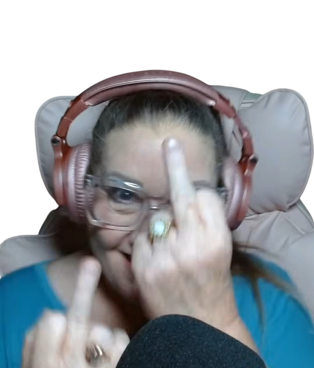 CrystalJae reacting during a live stream